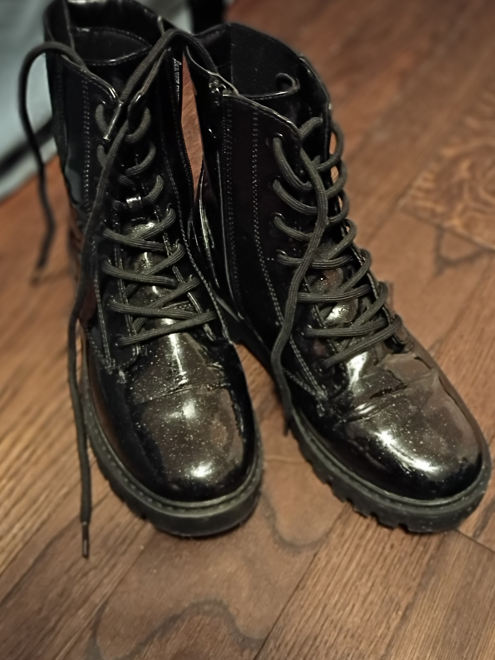 art class Women's Black Lace-Up Patent Combat Boots